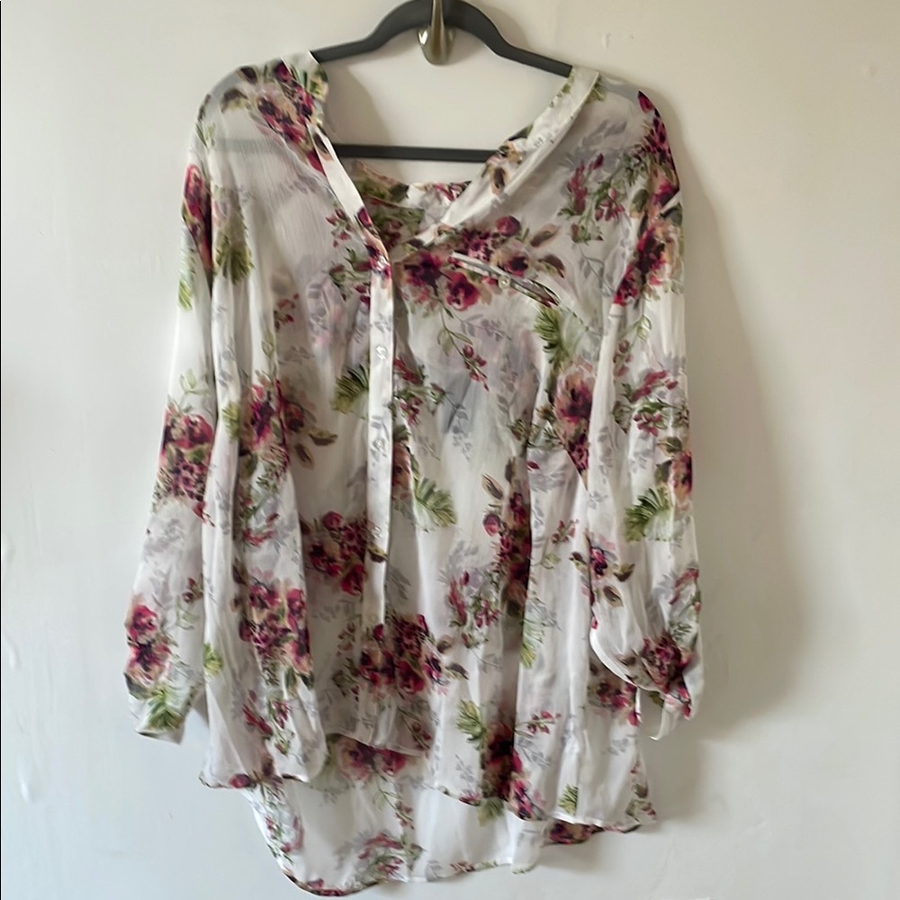 Kut from the Kloth Cream and Pink 3/4 Sleeve Sailor Collar Blouse